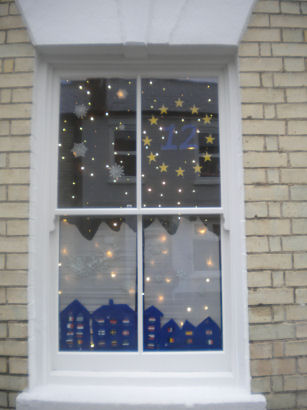 2020 festive window